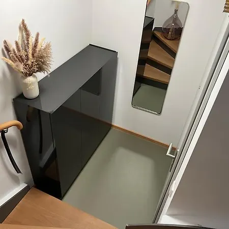 Apartment Modernes An Der Kraemerbruecke, Altstadt