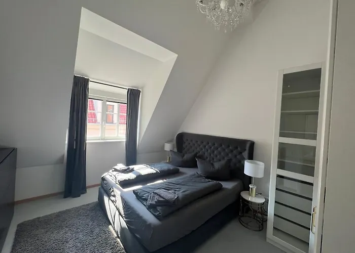 Modernes An Der Kraemerbruecke, Altstadt Appartement *